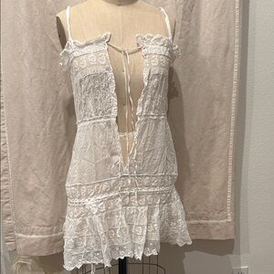 Victorian White Lace Sleeveless Dress